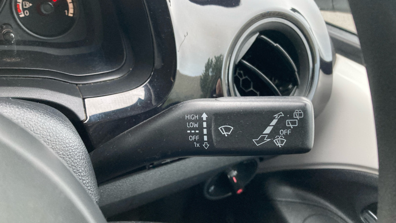 Volkswagen Up 1.0 Move Up 5dr Petrol Hatchback